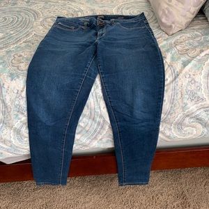 June‘s New York skinny Jean.